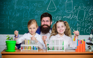 School biology experiment. Explaining biology to children. How to interest children study....
