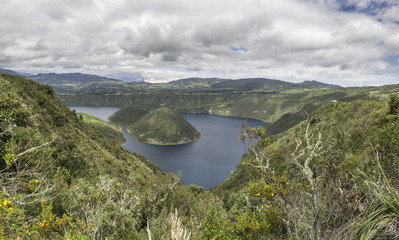 Lagune de Cuicocha 06