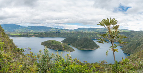 Lagune de Cuicocha04