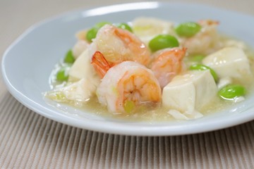 絹ごし豆腐とバナメイエビの甘煮