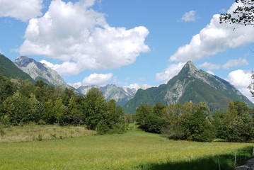 Fototapeta premium Scenic view of the Slovenian mountains