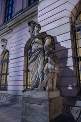 Obraz premium Zeughaus or Old Arsenal entrance carving closeup. Now it is German Historical Museum in Berlin