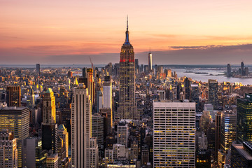 Fototapeta na wymiar New York City midtown Manhattan skyline at sunset