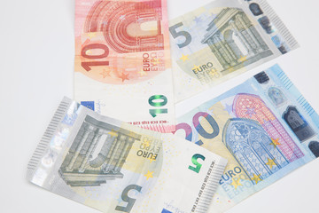 Euros, dinero en billetes y monedas, especulación, bancos, economía