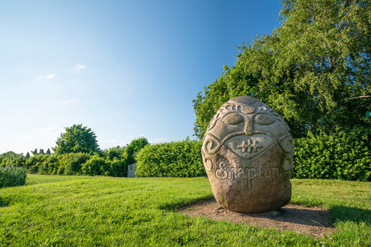 Viking rock on a lawn in the city of Snaptun