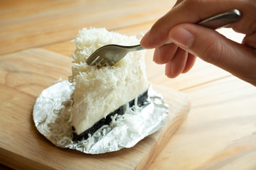 WHITE CHOCOLATE CHEESECAKE