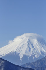 高畑山より富士を望む