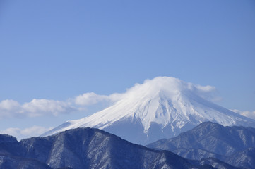 高畑山より富士を望む