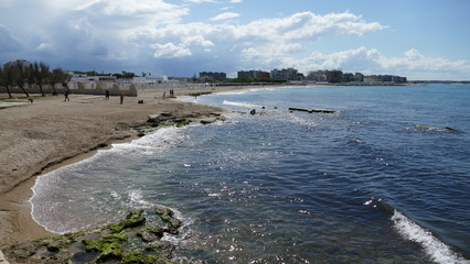 Obraz premium Spiaggia a Bari. Lido San Francesco Alla Rena. 