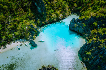 Amazing aerial view of turquoise Cadlao lagoon hopping island El Nido Palawan Philippines. Stunning nature place © Igor Tichonow