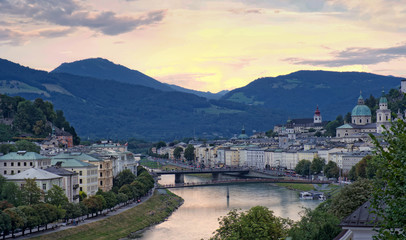 Fototapeta na wymiar Salzburg skyline with Fortress at twilight