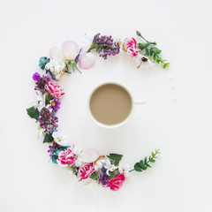 Obraz na płótnie Canvas Coffee and flowers