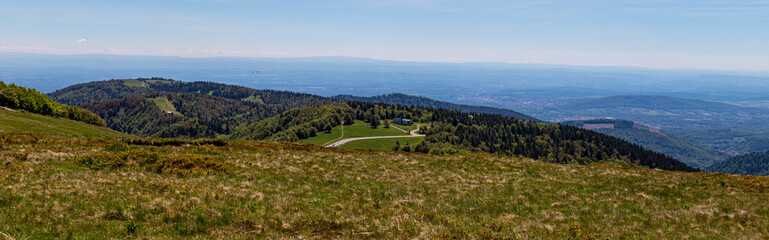 Blick vom Elsässer Belchen nach Belfort