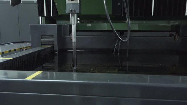 Sinker EDM manufacturing process shapes metal in the liquid