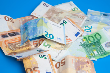 Dinero en billetes de Euro, útil para la compra de bienes de equipo, para ir de compras al...