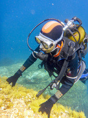 Bottled diving in the Mediterranean seabed