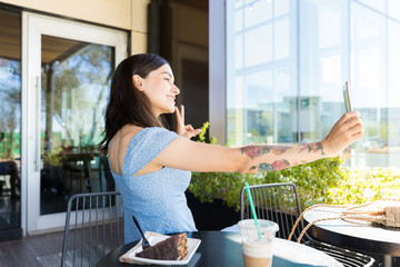  Try Out This New Cafe