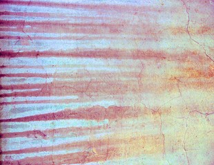 wall with horizontal striped streaks
