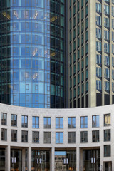 Fototapeta na wymiar Bürogebäude in Frankfurt