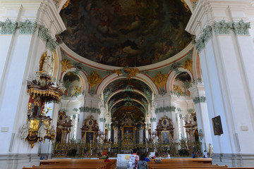 Fototapeta na wymiar Innenansicht Stiftskirche St. Gallen - Schweiz