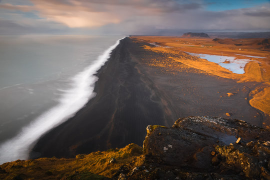 Iceland landscape in autumn waterfalls sea iceberg diamond beach black © PawelUchorczak