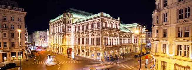 Foto auf Leinwand Wiener Staatsoper bei Nacht © Arcady