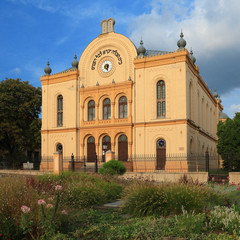 Fototapeta na wymiar Exterior of traditional jewish synagogue in Hungary, Pecs