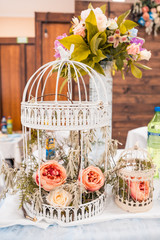 pantone roses in cage