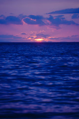 Obraz premium 早朝の海