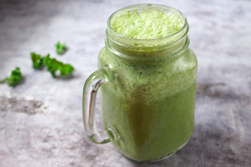 GREEN SMOOTHIE