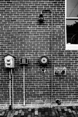 no parking sign on the wall