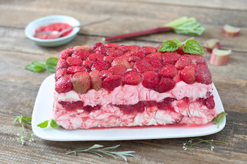 Beeren-Joghurt-Parfait	