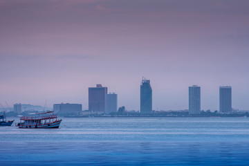 Fototapeta premium cruise ship in the sea
