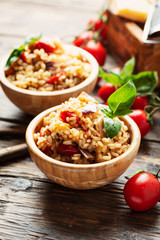 Vegetaian rice with onion, tomato and eggplant