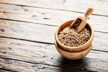 Uncooked pearl barley