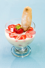 strawberry ice cream homemade pastry
