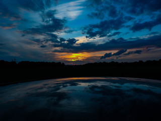 Fototapeta premium sunset over the sea