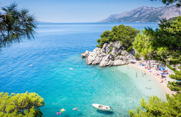 Brela beach scenery in Croatia - 274562521
