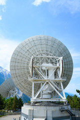 Parabolantenne in Leuk, Wallis, Schweiz