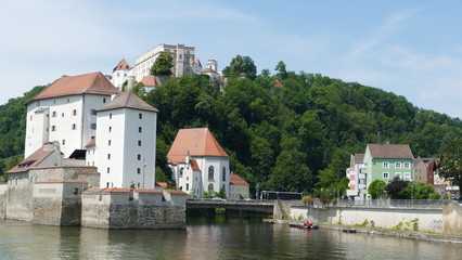 Fototapeta na wymiar Dreiflüsseeck Passau