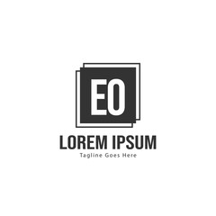 Obraz premium Initial EO logo template with modern frame. Minimalist EO letter logo vector illustration