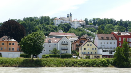 Fototapeta na wymiar Innstadt Passau