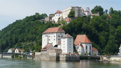 Fototapeta na wymiar Dreiflüsseeck Passau