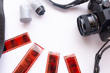 Obraz premium フィルムカメラとネガフィルム