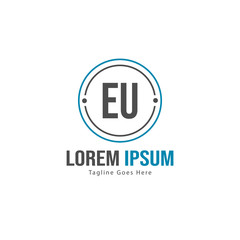 Obraz premium Initial EU logo template with modern frame. Minimalist EU letter logo vector illustration