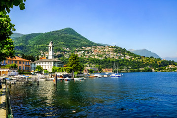 Blick auf Cernobbio am Comer See 