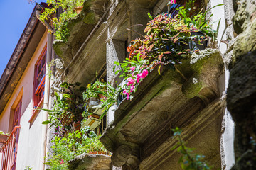 Views to the streets of the old town of Porto, Portugal