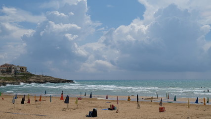 Cava d’Aliga, commune of Scicli, province of Ragusa. The storm is gone and the beach is ready to receive the people again.