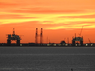 Obraz premium Oil Rig