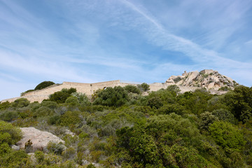 Fototapeta na wymiar Sardinien Palau Festung Fortezza di monte altura